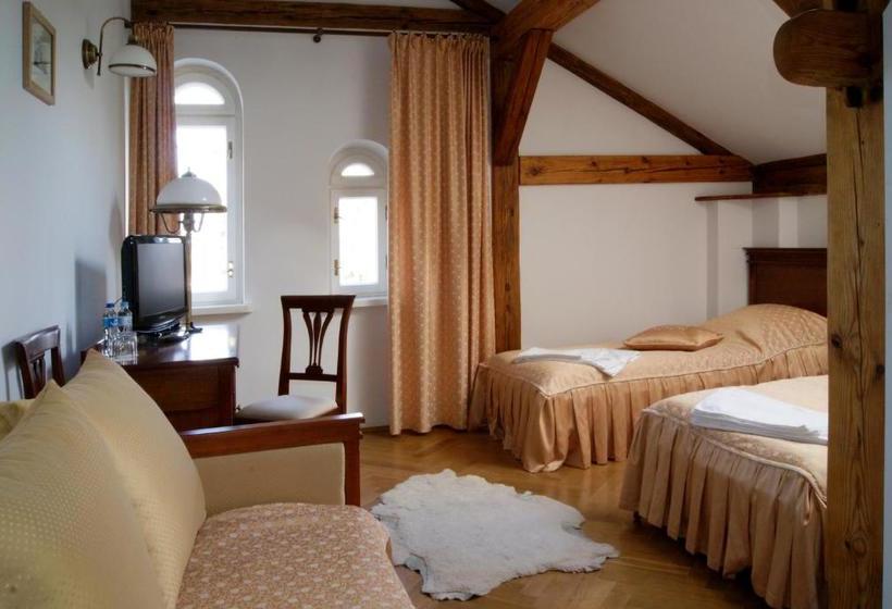 酒店 Folwark łochów