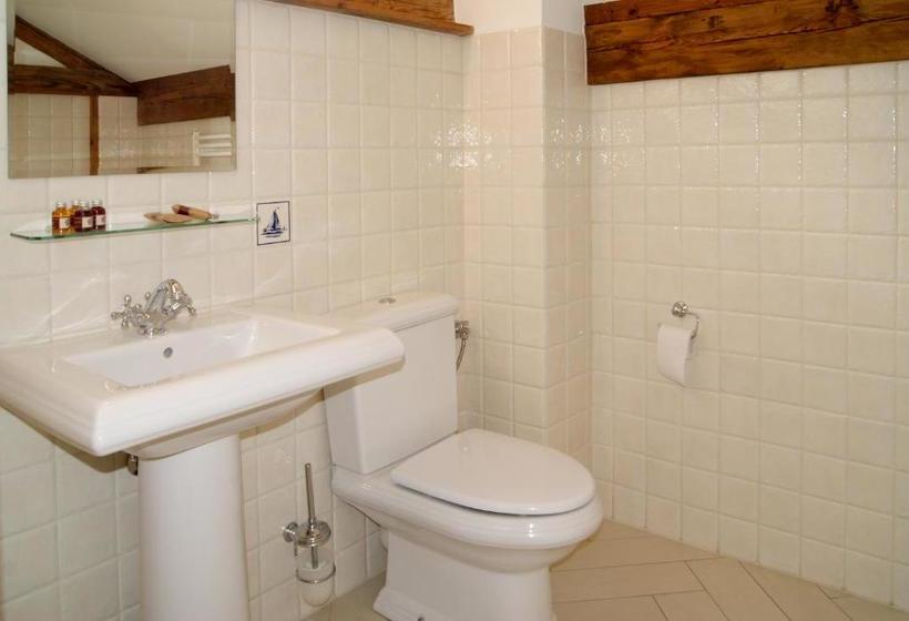 酒店 Folwark łochów