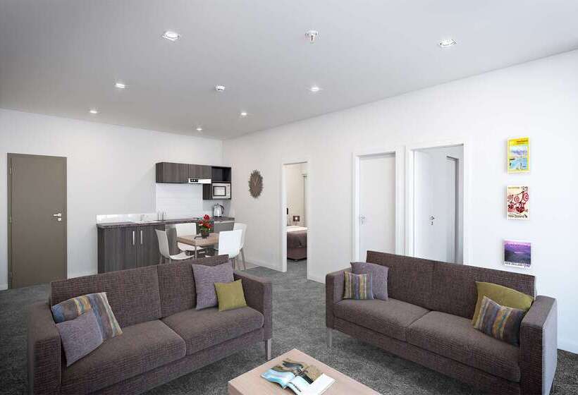 هتل Ramada Suites By Wyndham Queenstown Remarkables Park