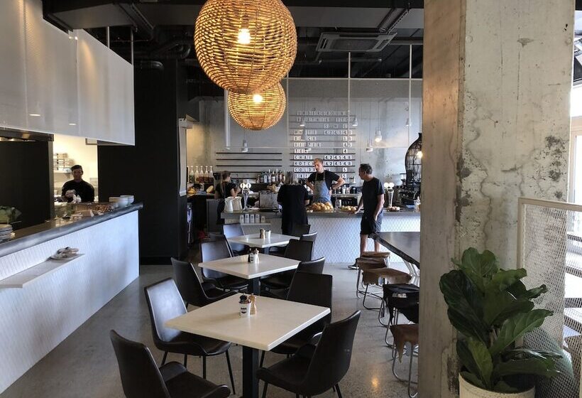 هتل Ramada Suites By Wyndham Queenstown Remarkables Park