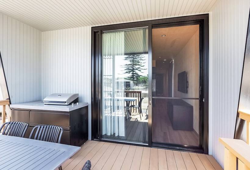 בית מלון כפרי Reflections Hawks Nest   Holiday Park