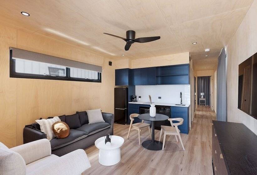 בית מלון כפרי Reflections Hawks Nest   Holiday Park