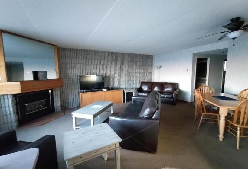 فندق Royal Harbour Resort