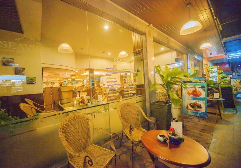 בית מלון כפרי Seaview Sriracha