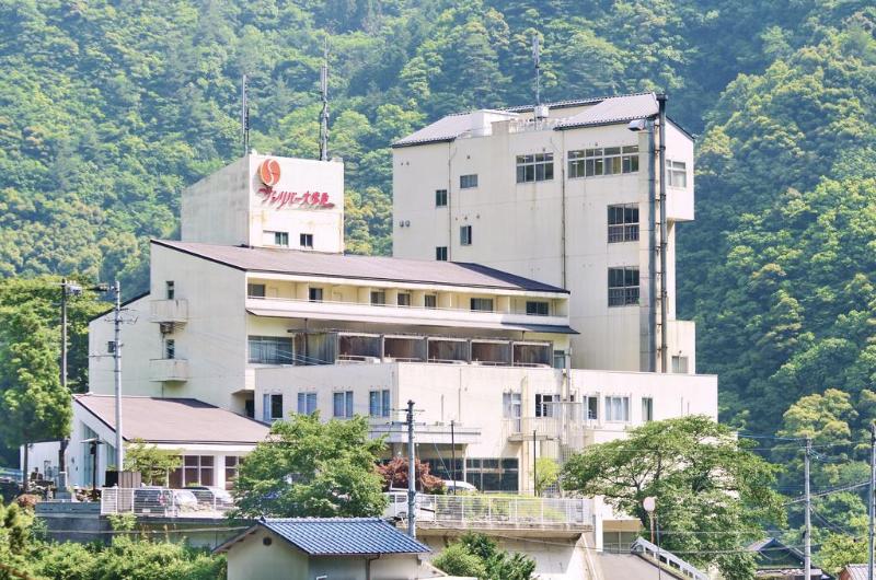 בית מלון כפרי Sunriver Oboke