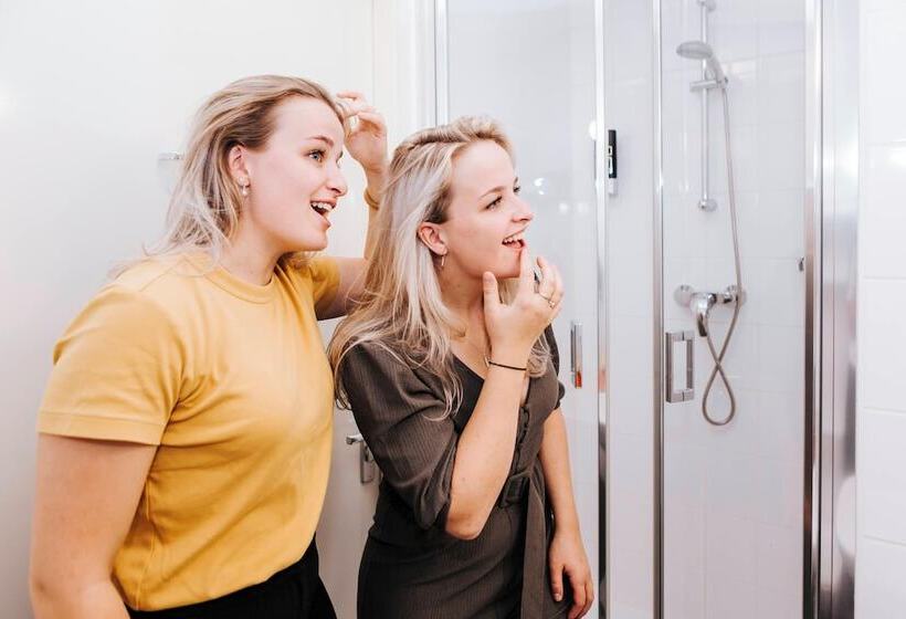 فندق The Hague Teleport