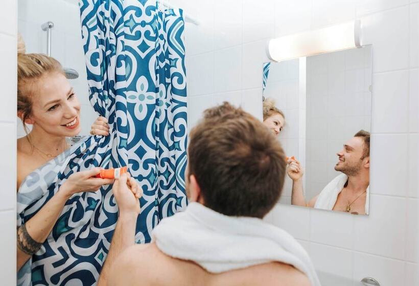 فندق The Hague Teleport