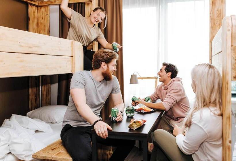 فندق The Hague Teleport