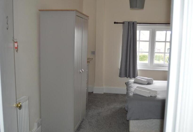 Отель The Rose & Crown