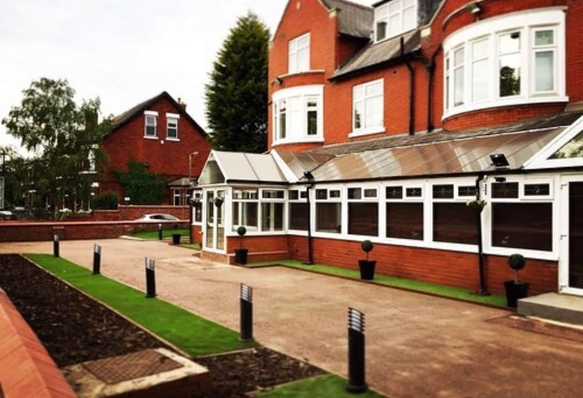 בית מלון כפרי Trivelles Mayfair,stockport
