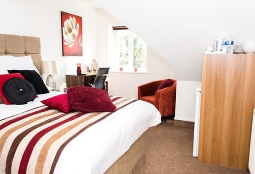 בית מלון כפרי Trivelles Mayfair,stockport