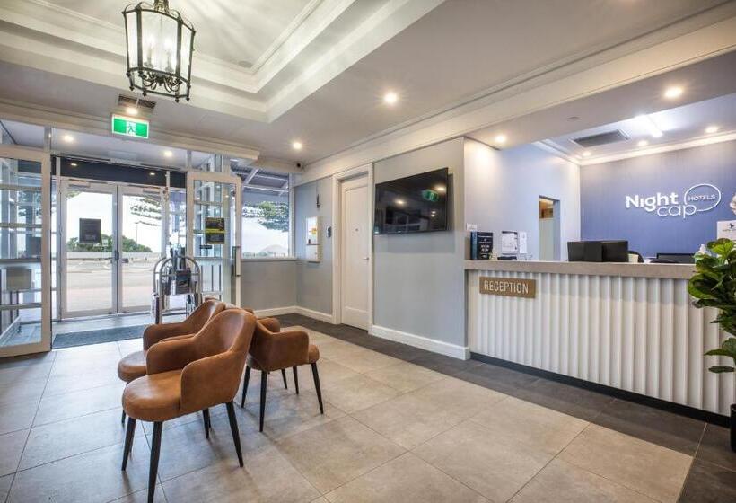 Nightcap At Hotel Victor