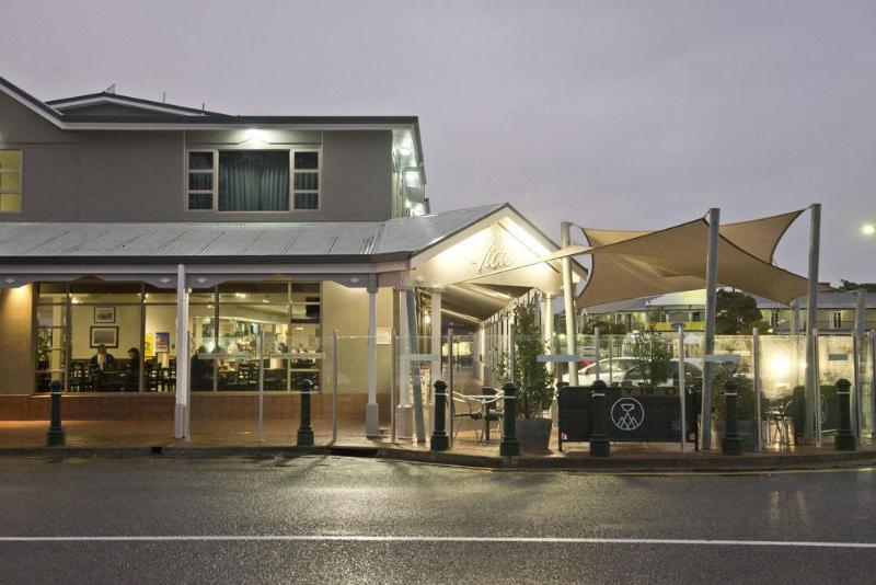 Nightcap At Hotel Victor