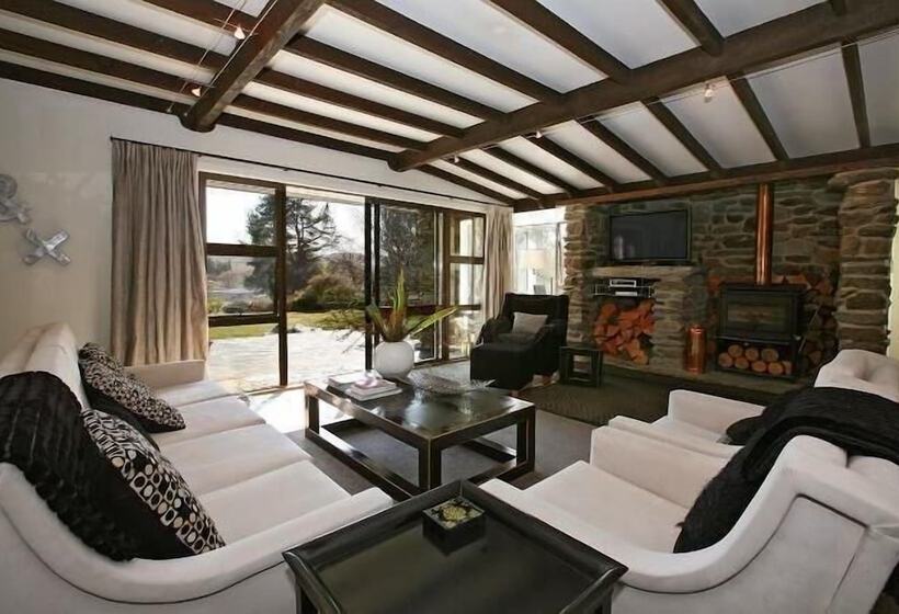 בית מלון כפרי Waiorau Homestead