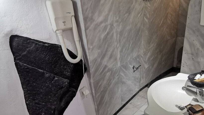 בית מלון כפרי Zenith Blue Traditional Houses