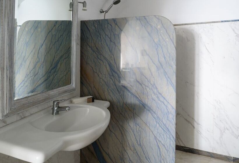 בית מלון כפרי Zenith Blue Traditional Houses