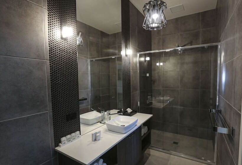 Indulge Apartments Cbd