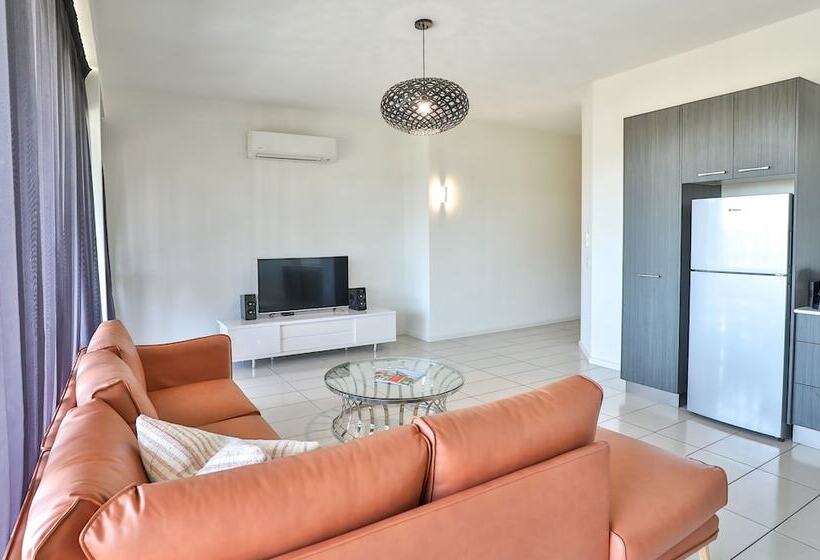 Indulge Apartments Cbd