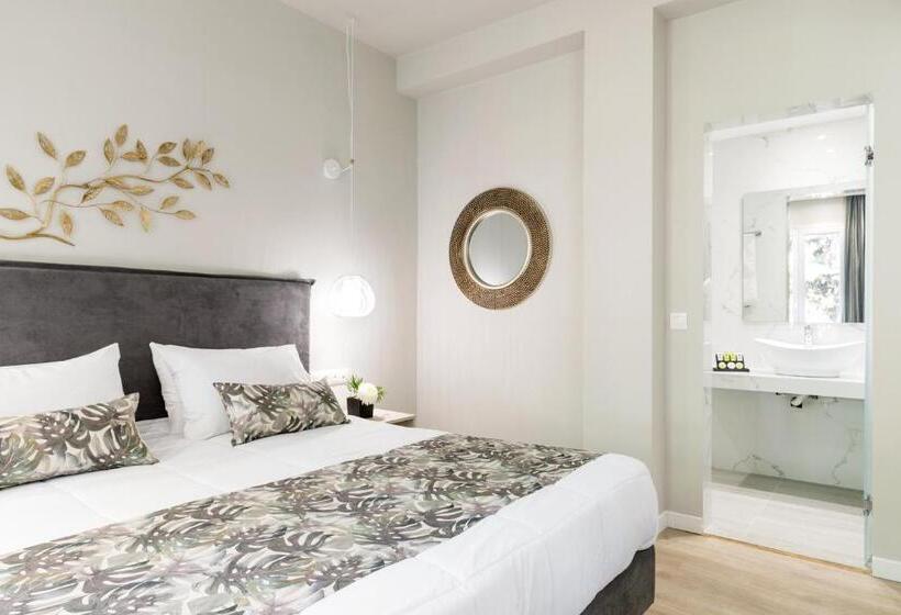 Melina Oasis Boutique