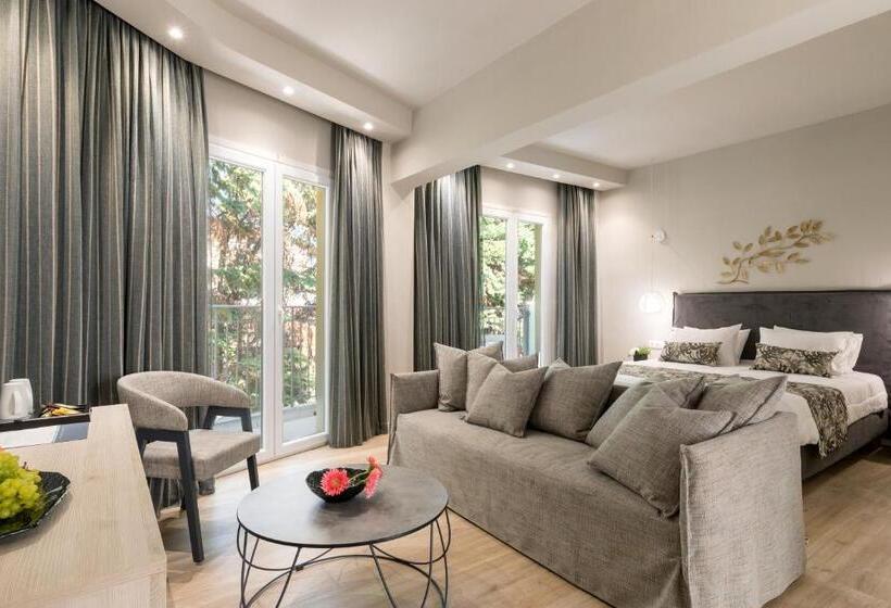 Melina Oasis Boutique