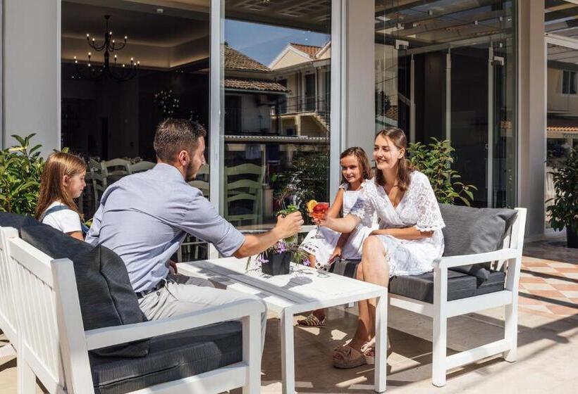 Melina Oasis Boutique