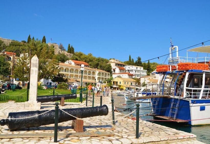 Melina Oasis Boutique