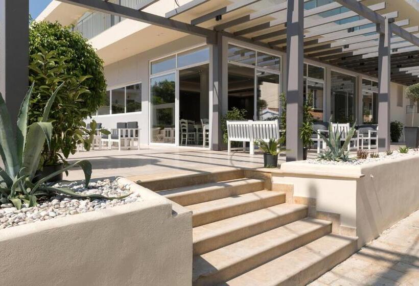 Melina Oasis Boutique