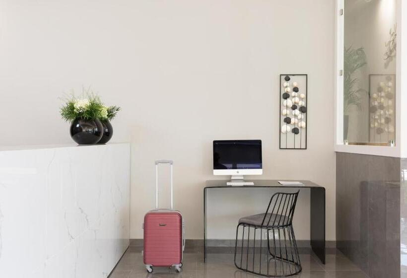 Melina Oasis Boutique