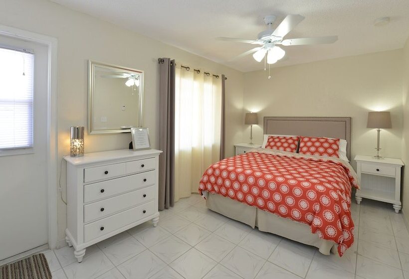 モーテル Hollywood By The Sea