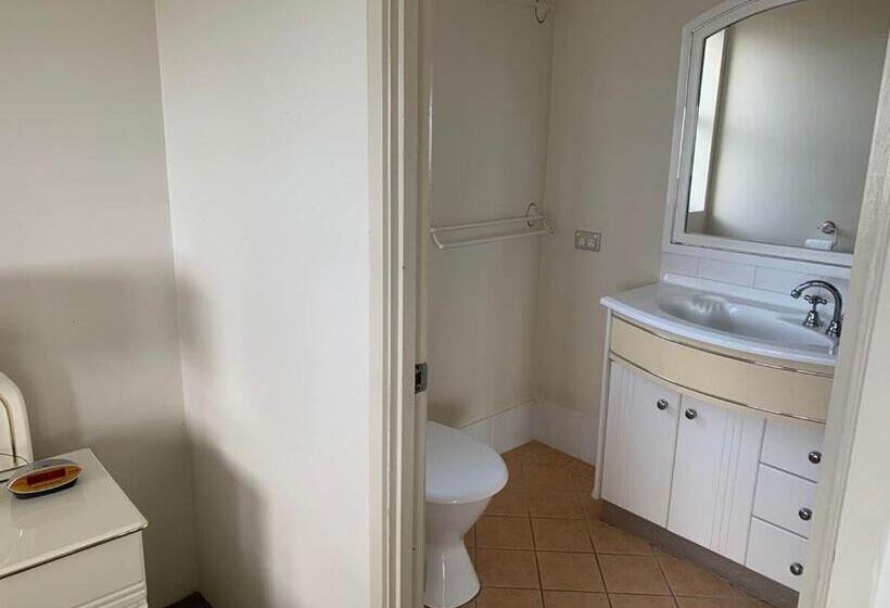 Pacific Place Apartments