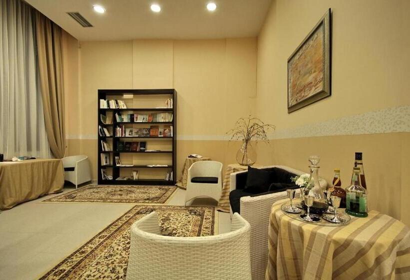 Palatino Rooms & Apartments