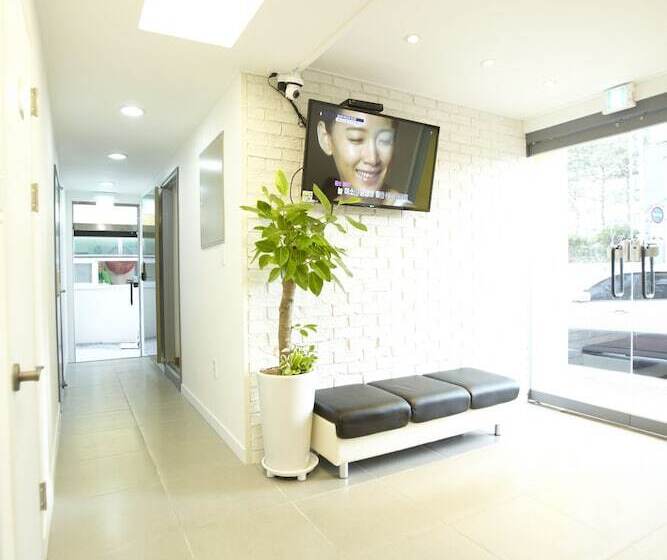 پانسیون 24 Guesthouse Seoul Station