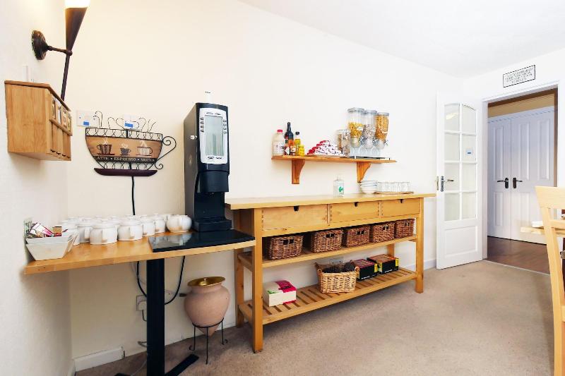 פנסיון Ardentorrie Guest House