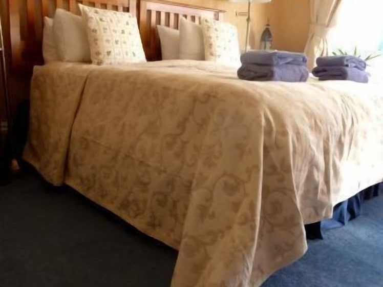 ペンション Burnside Guest House