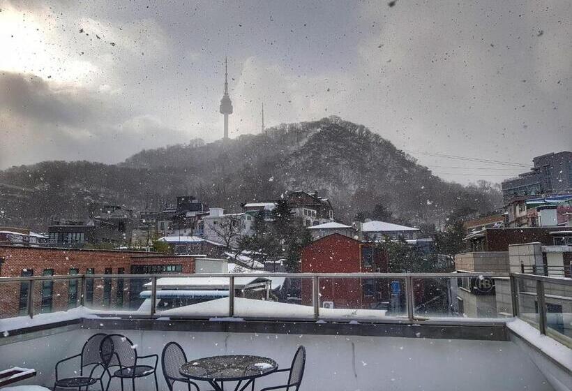 펜션 Namsan Guesthouse