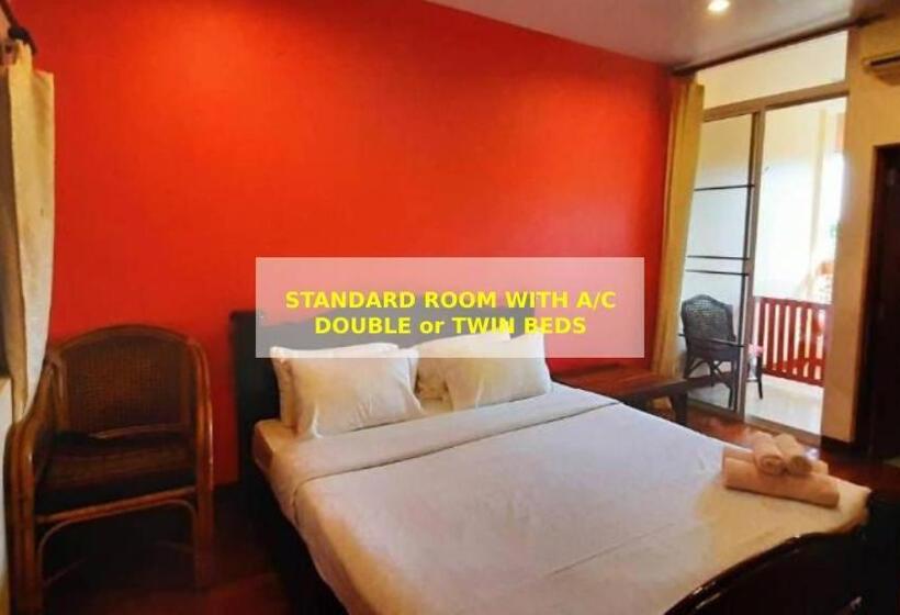 פנסיון Your House 3 Guest House