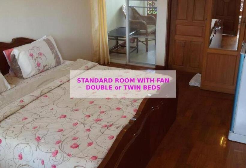 פנסיון Your House 3 Guest House