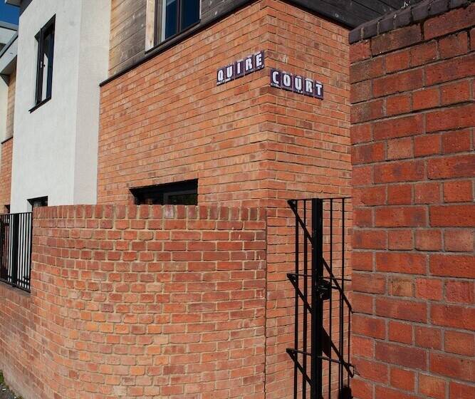 Quire Court Apartments