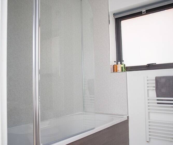 Quire Court Apartments