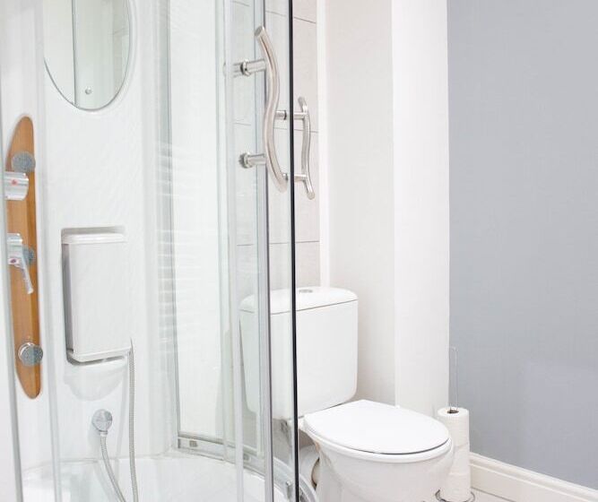 Quire Court Apartments