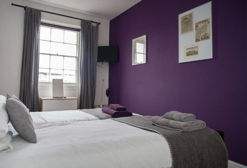 Quire Court Apartments