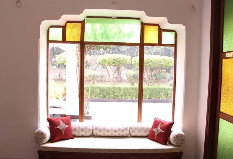 渡假胜地  Saraca Hotel Lucknow