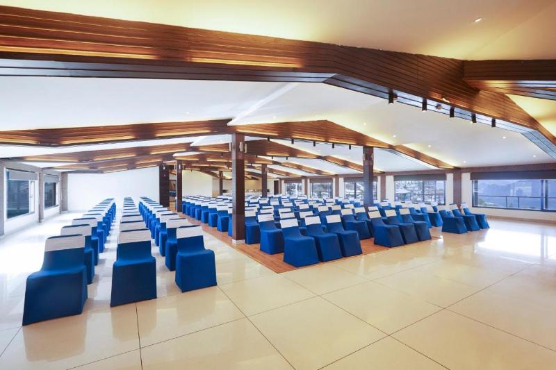 渡假胜地 Sterling Kufri