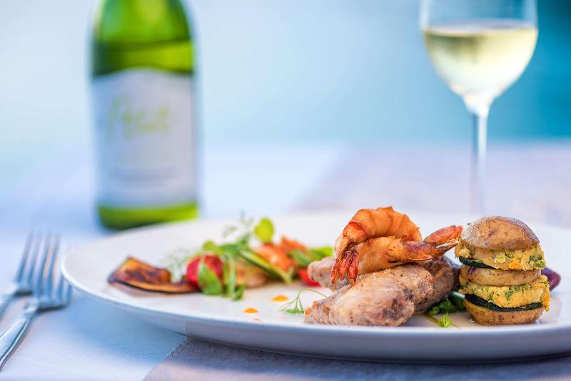 Sea Cliff Resort & Spa