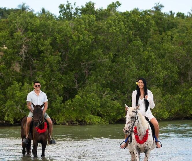 Sea Cliff Resort & Spa