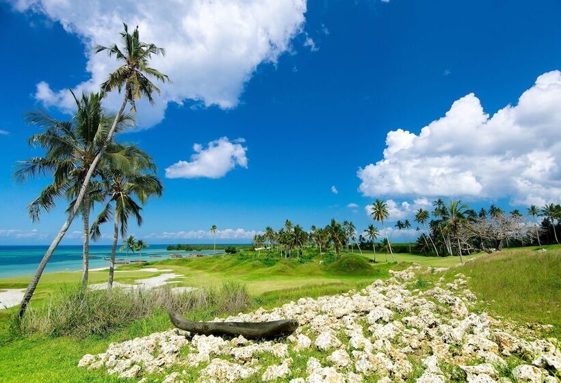 Sea Cliff Resort & Spa