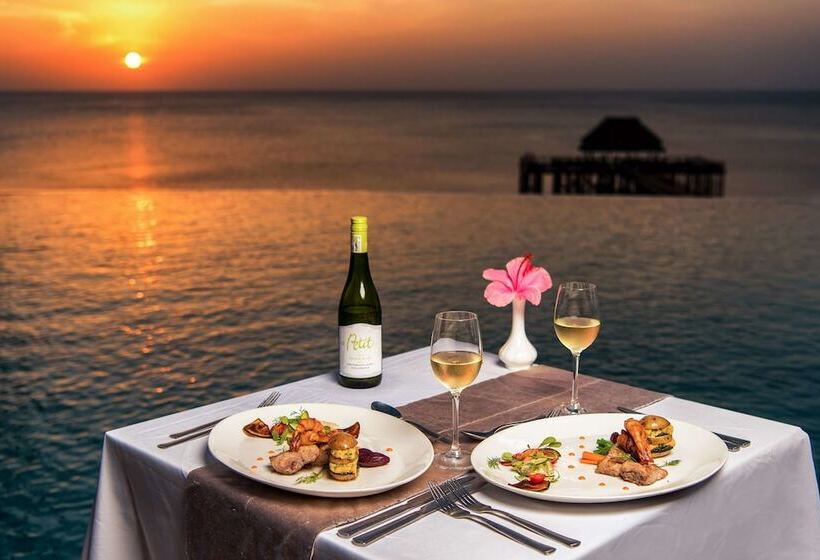 Sea Cliff Resort & Spa