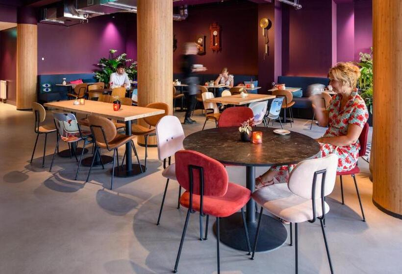 Stayokay Hostel Utrecht Centrum