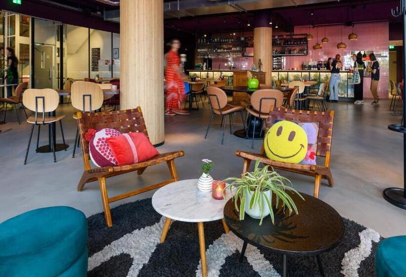 Stayokay Hostel Utrecht Centrum