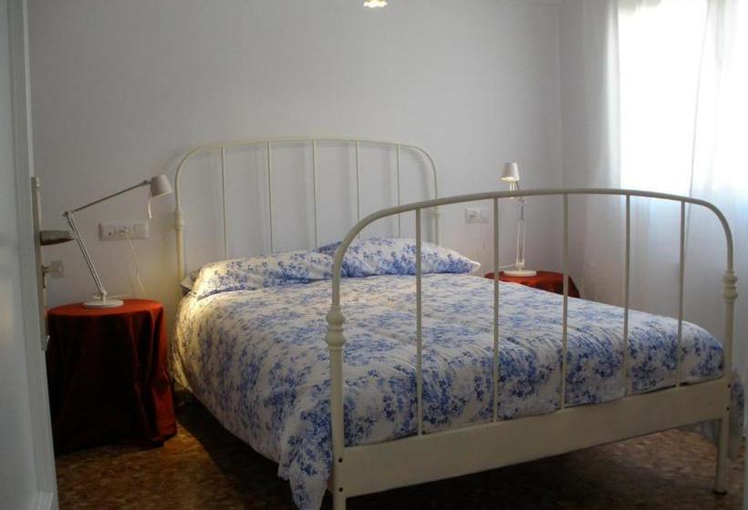 Tíbula City Apartamento Turistico